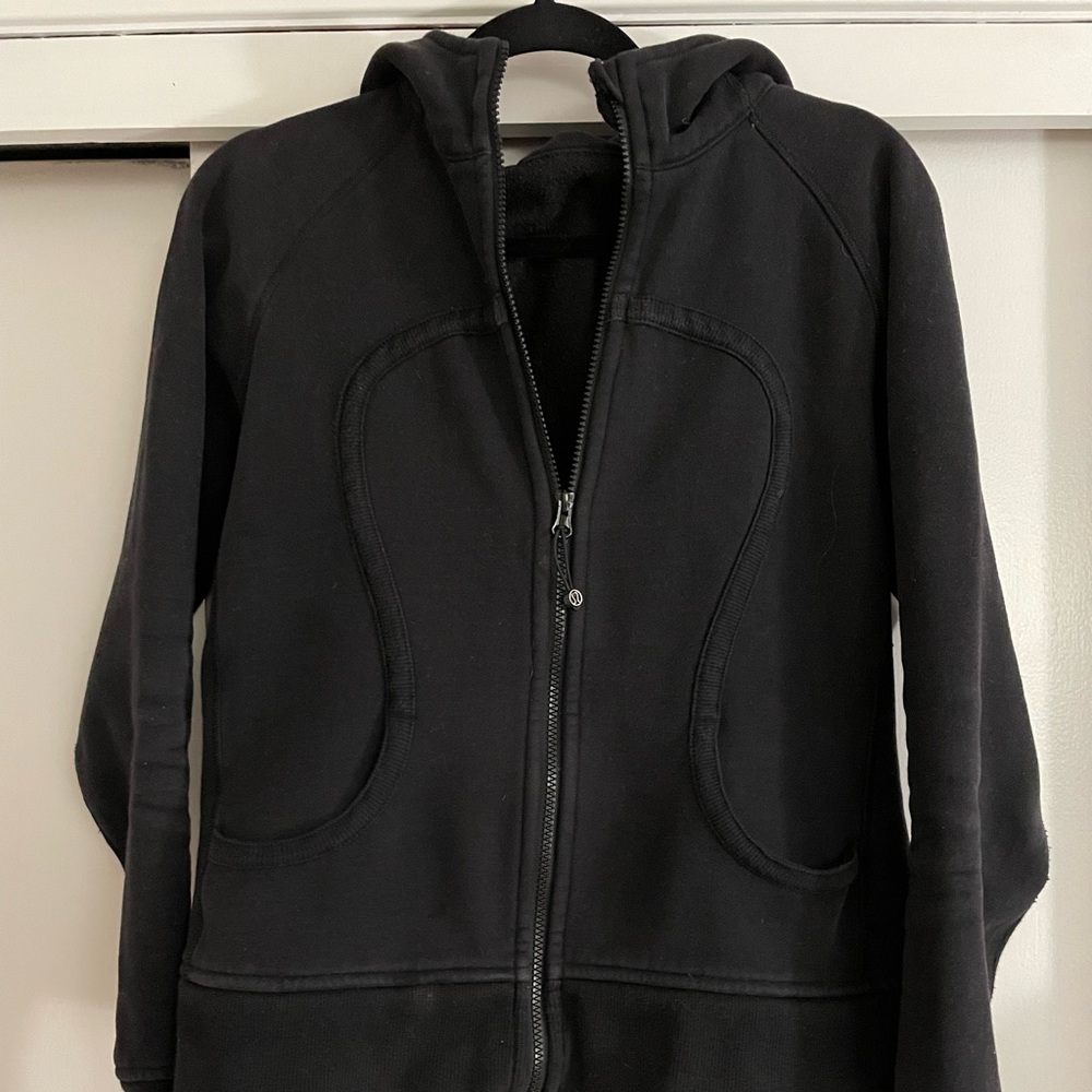 Lululemon Black Scuba Hoodie (older style)
